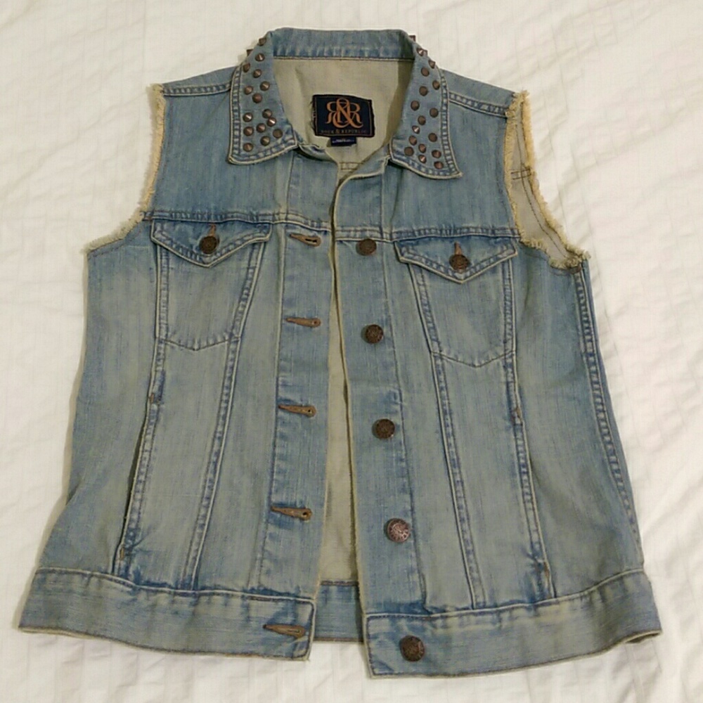 § 2 for 15 § Rock & Republic Jean Vest